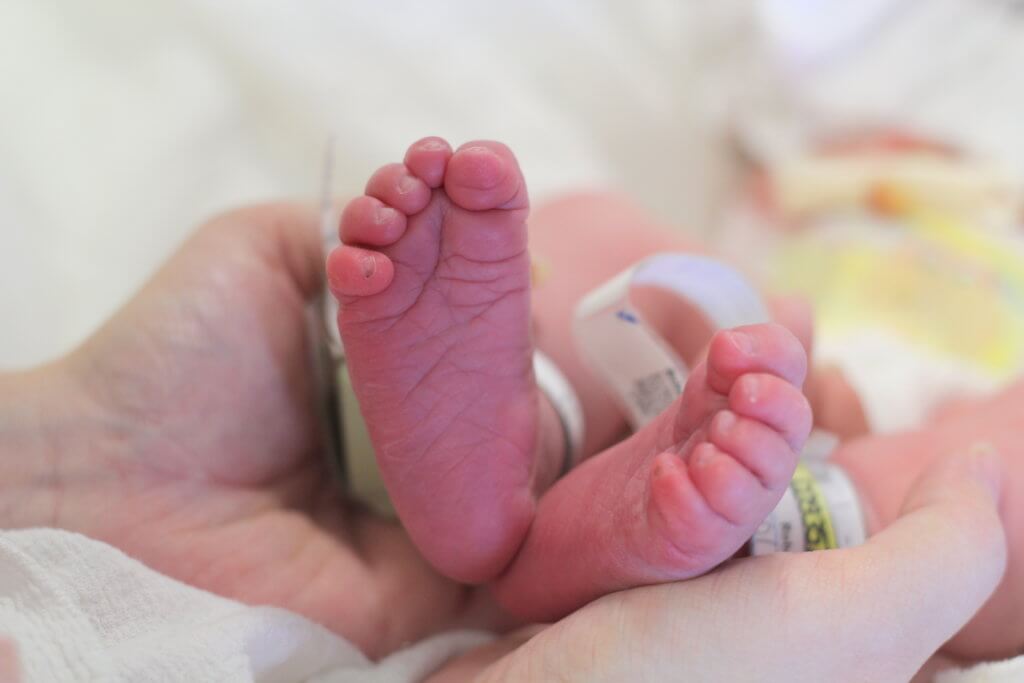 baby-feet