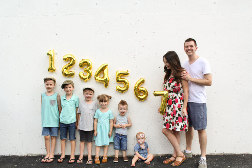 pregnancy announcement balloons