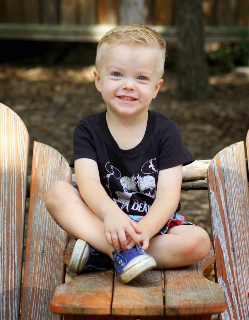 toddler boy smiling