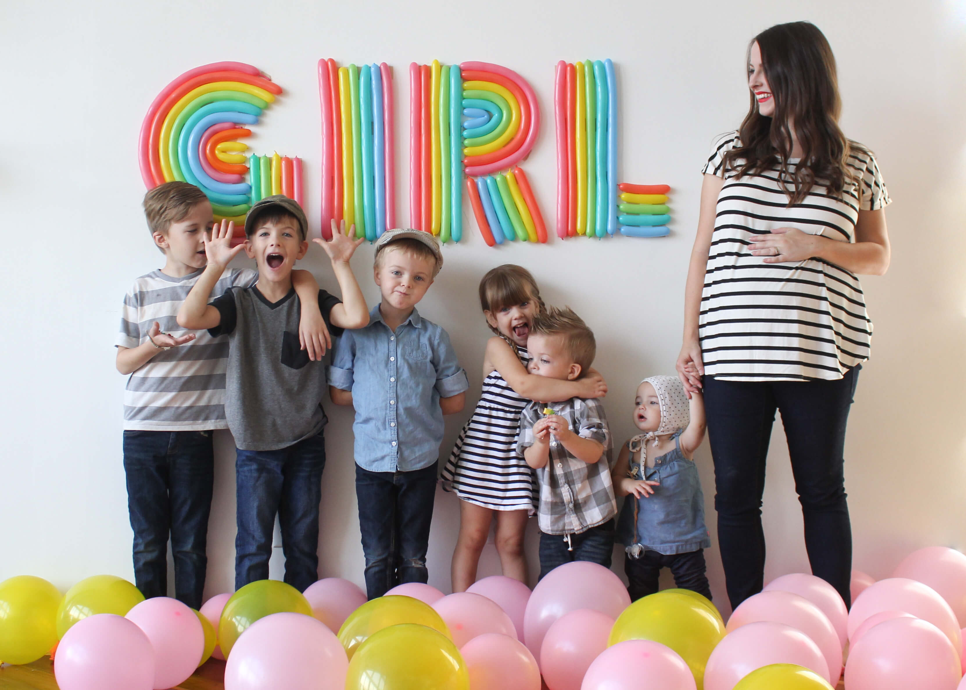gender reveal balloons
